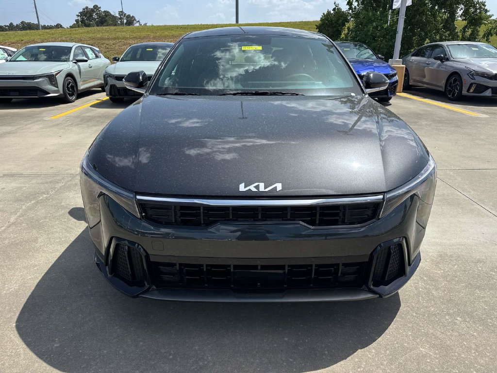 New 2026 Kia K4 GT-Line w/ GT-Line Premium Package FWD image 2