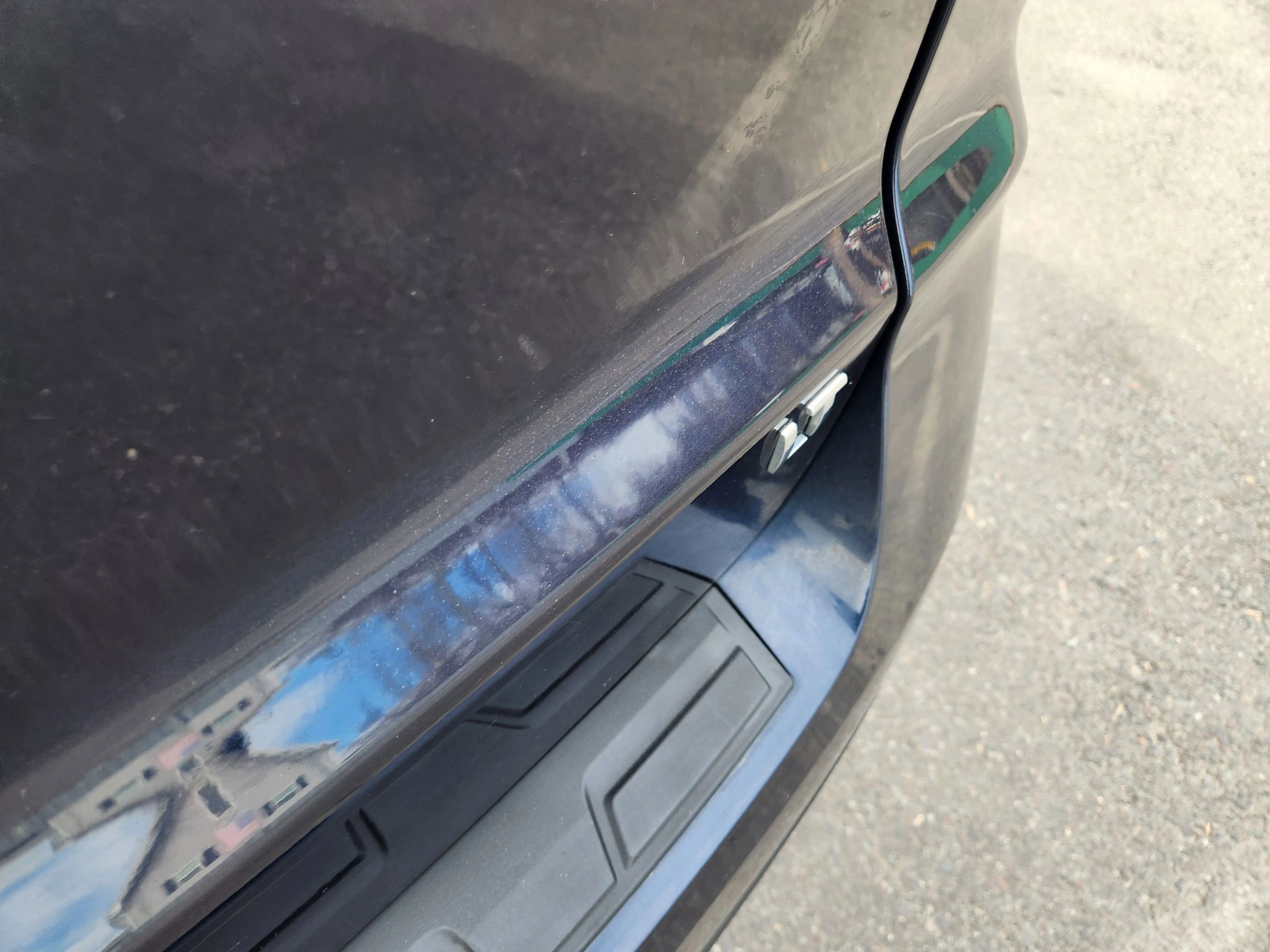 Used 2017 Chevrolet Traverse LT w/ Style and Technology Package image 14