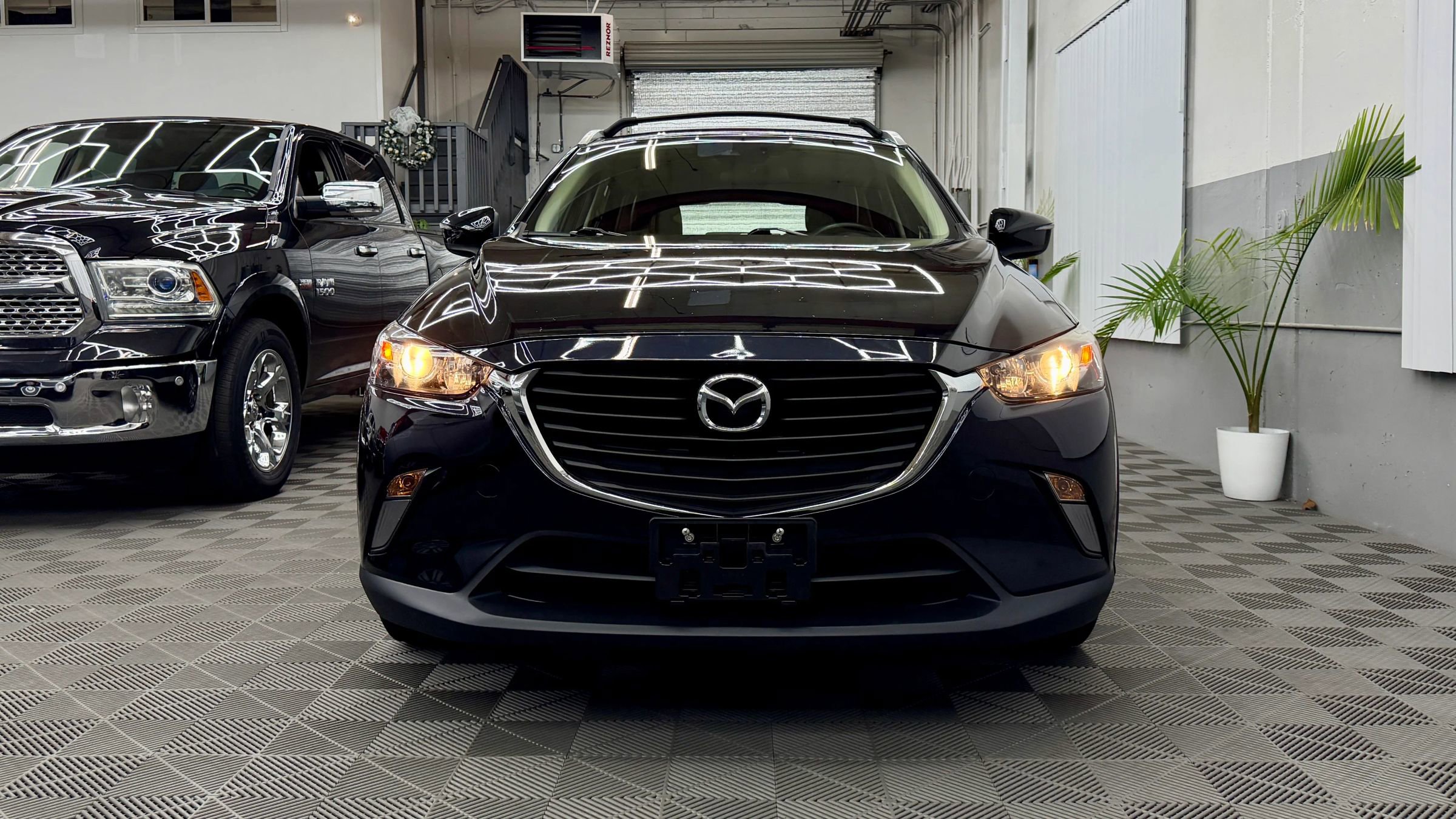 Used 2018 MAZDA CX-3 Touring w/ Preferred Equipment Package image 2