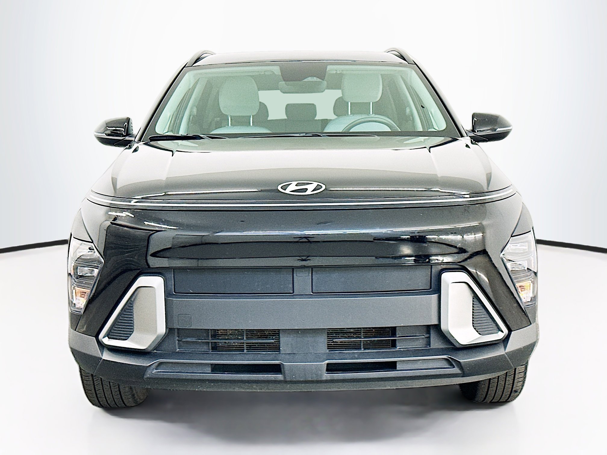 Used 2025 Hyundai Kona SEL AWD/4WD image 2