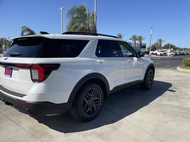 New 2025 Ford Explorer ST-Line w/ Premium Package image 5