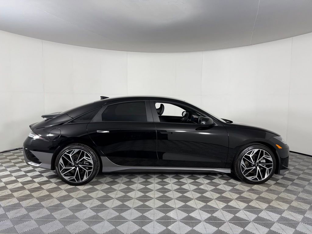 Used 2025 Hyundai Ioniq 6 SEL image 6