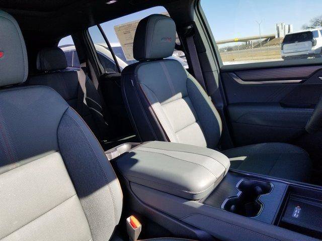 New 2026 GMC Acadia AT4 image 17