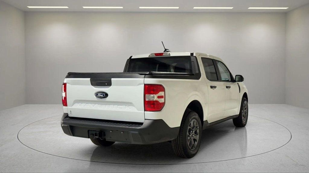 Used 2025 Ford Maverick XLT w/ XLT Luxury Package image 3