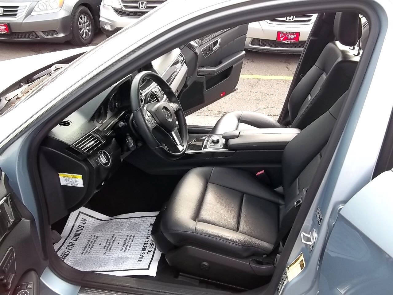 Used 2013 Mercedes-Benz E 350 4MATIC Sedan image 8