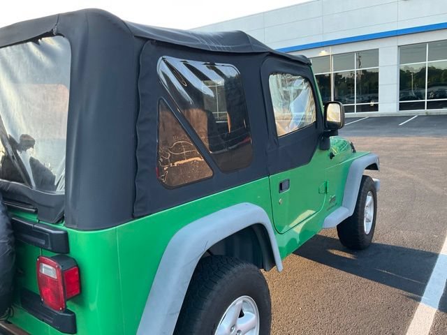 Used 2005 Jeep Wrangler SE AWD/4WD image 4
