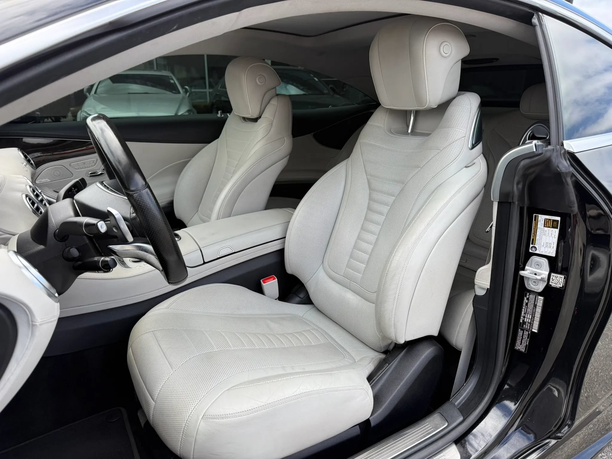 Used 2015 Mercedes-Benz S 550 4MATIC Coupe image 2