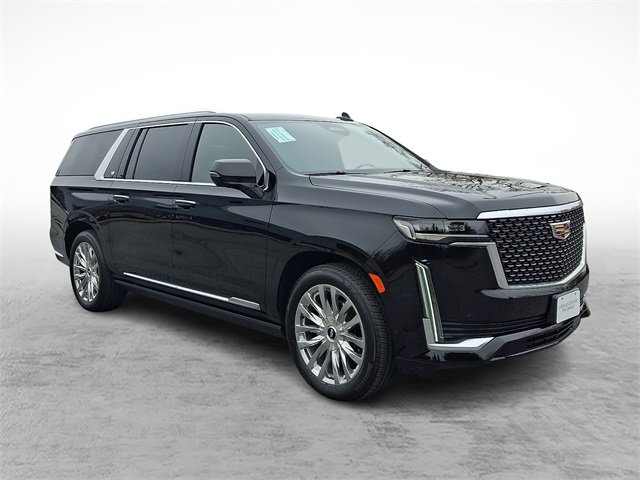 Used 2024 Cadillac Escalade ESV Premium Luxury w/ Performance Package image 3