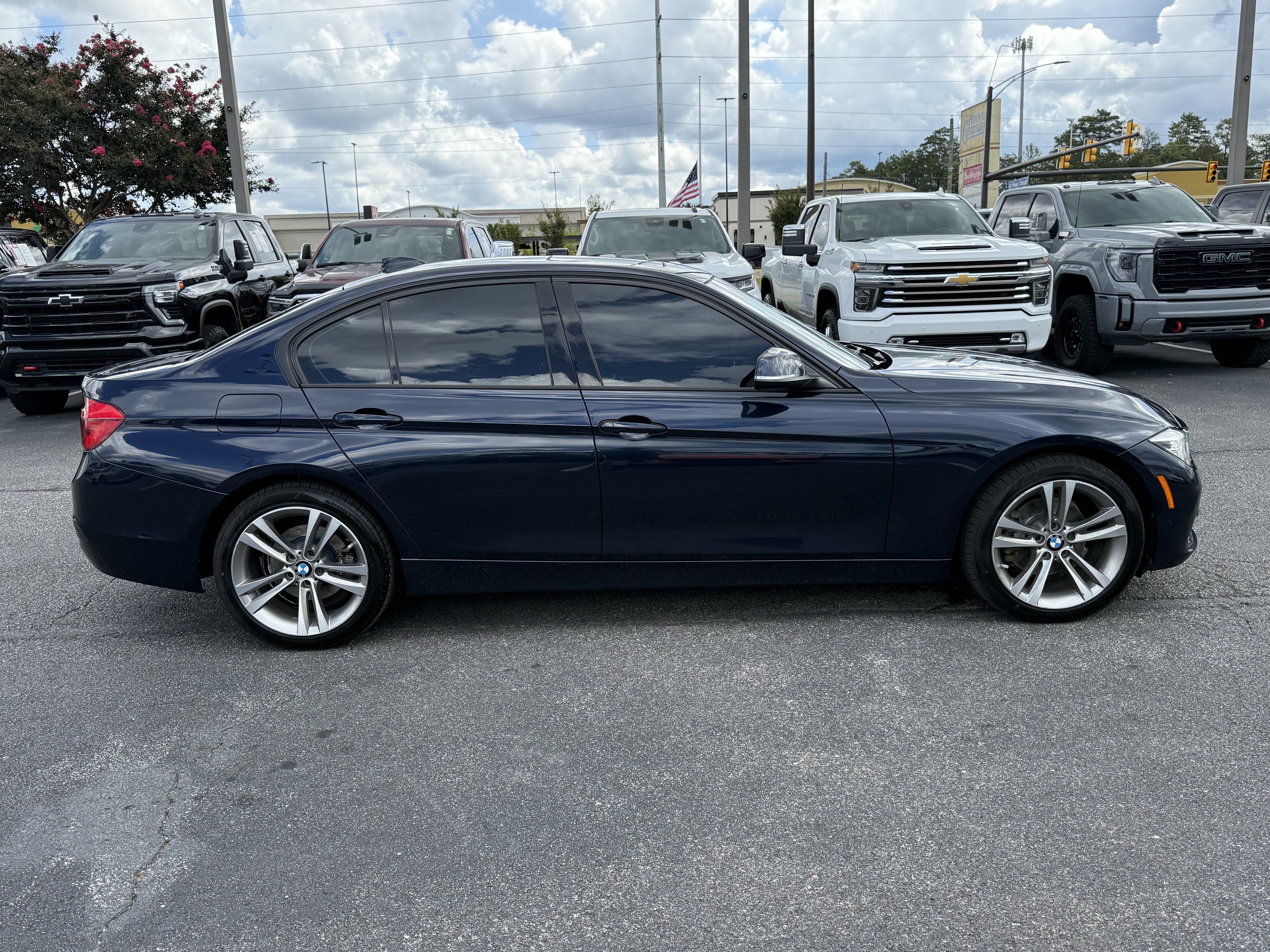 Used 2016 BMW 328i Sedan RWD image 11