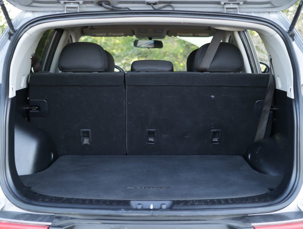 Used 2012 Kia Sportage LX FWD image 21