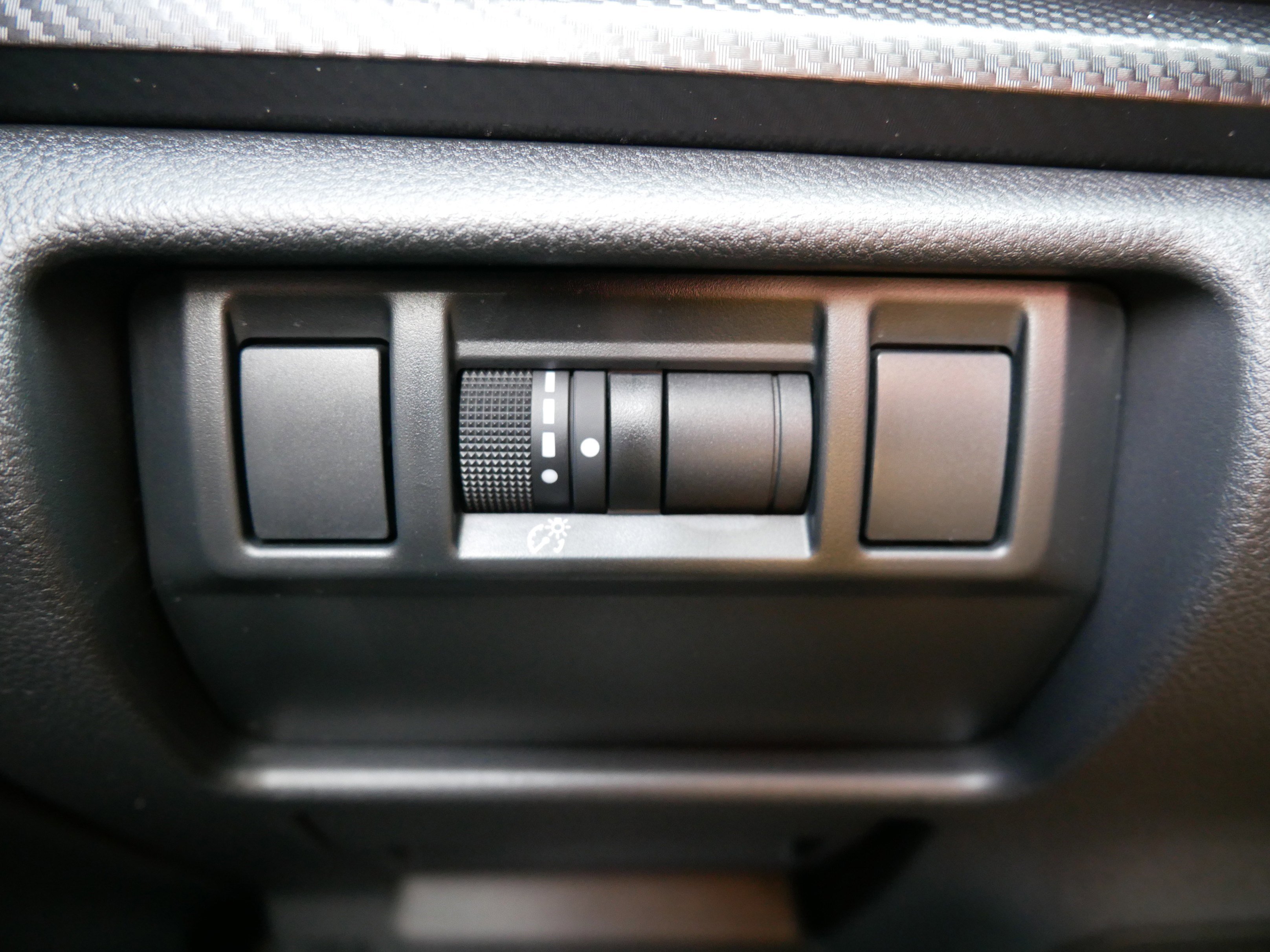 Certified 2025 Subaru Crosstrek 2.0i Premium w/ Crosstrek Mirror Package image 26