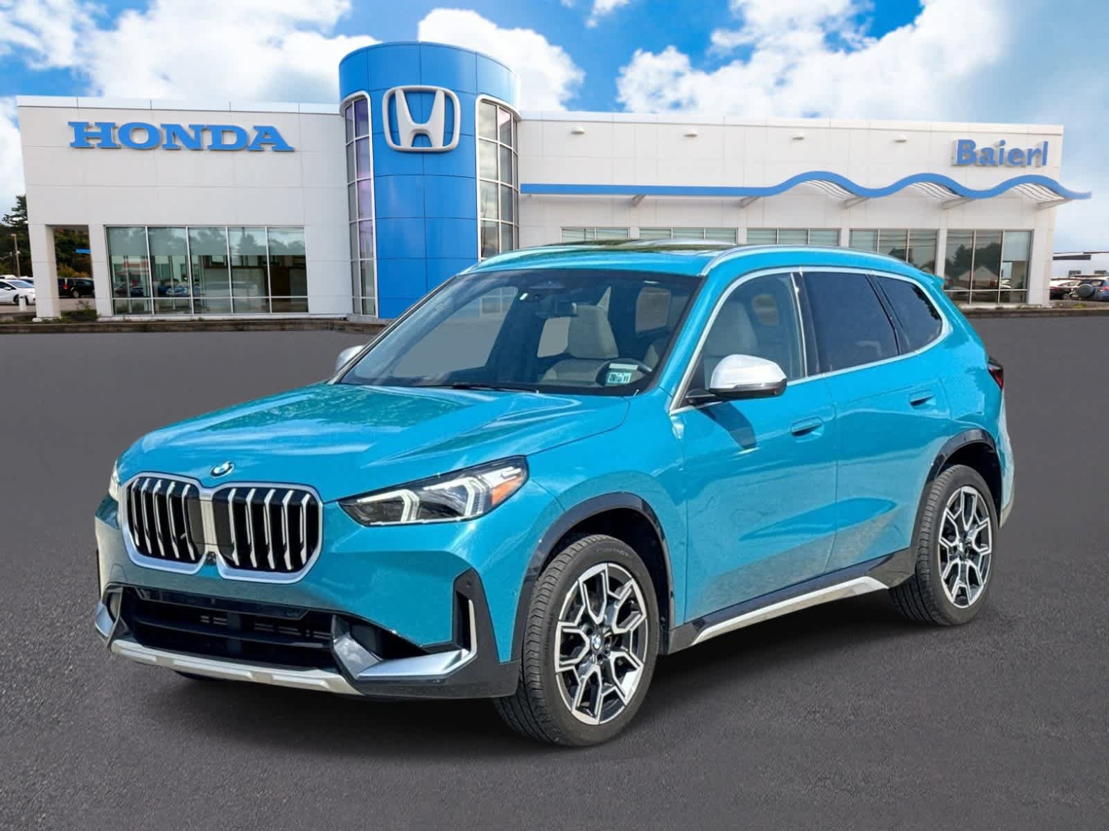 Used 2023 BMW X1 xDrive28i w/ Premium Package