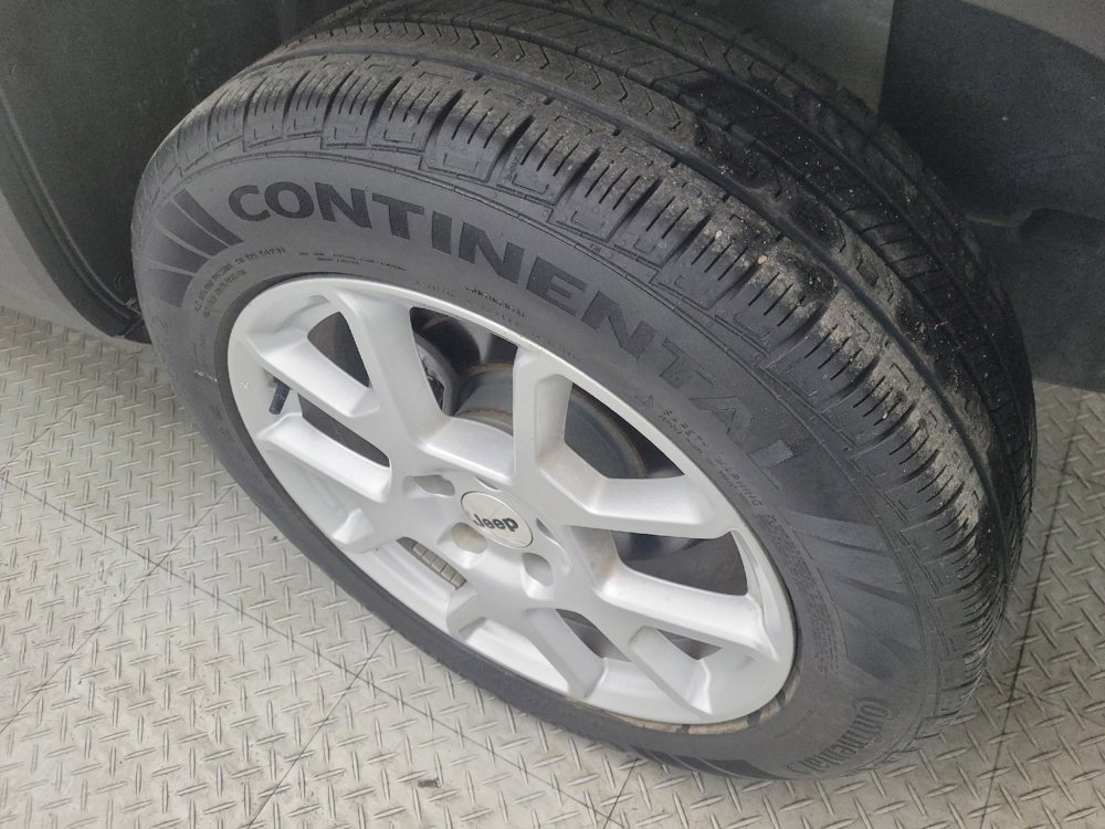 Used 2022 Jeep Renegade Latitude w/ Convenience Group image 31