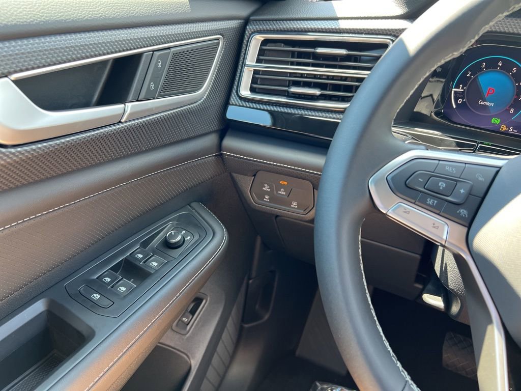 New 2026 Volkswagen Atlas Cross Sport SEL image 18