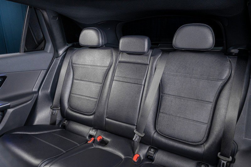 Used 2026 Mercedes-Benz GLC 300 image 25