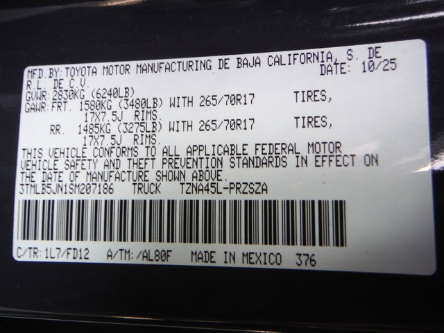 Used 2025 Toyota Tacoma TRD Off-Road AWD/4WD image 51