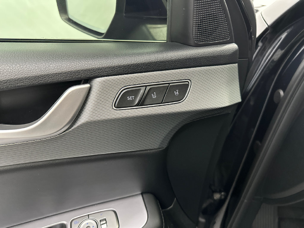 Certified 2024 Hyundai Palisade SEL w/ Premium Package FWD image 12