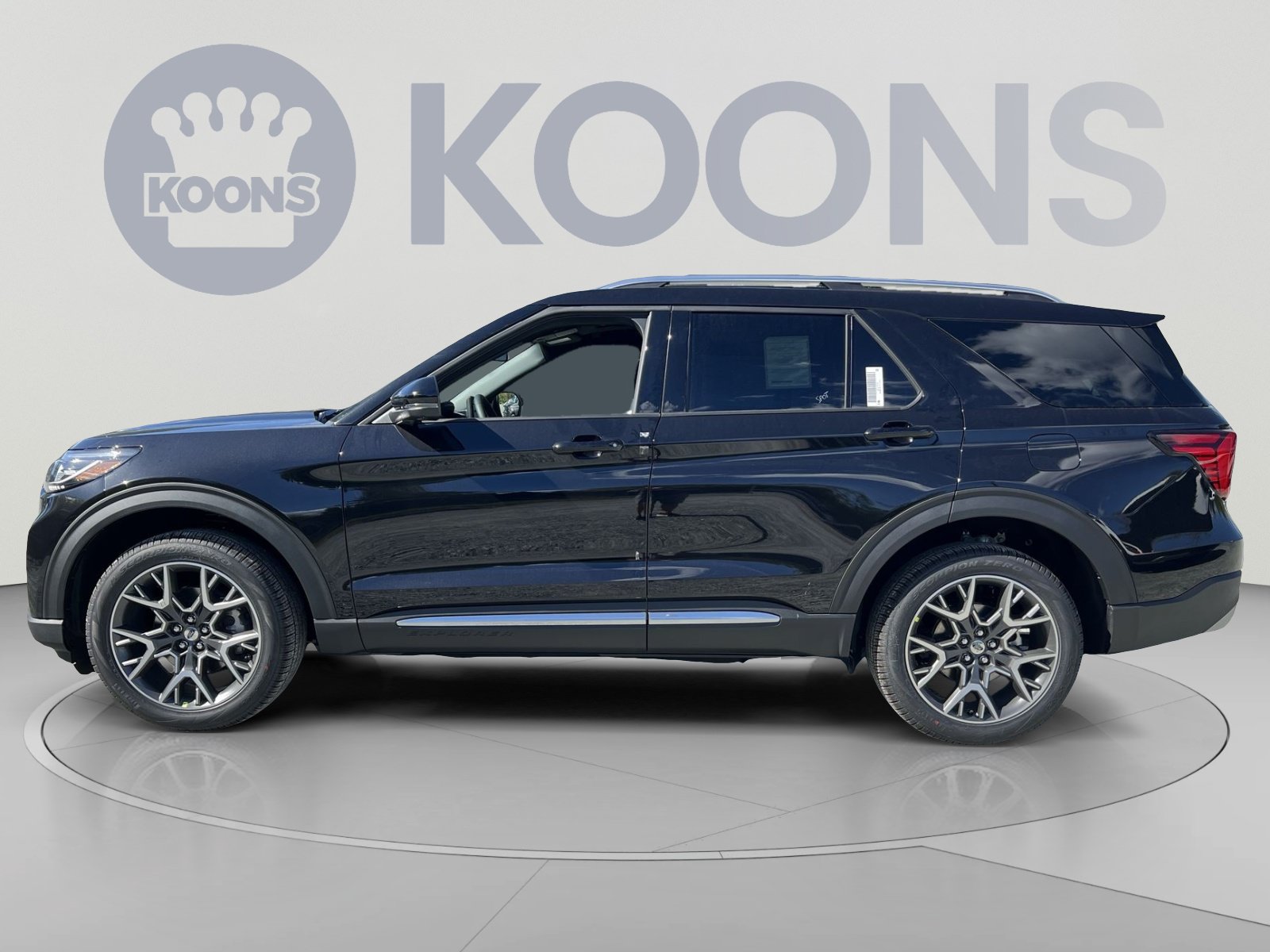 New 2027 Ford Explorer Platinum w/ 3.0L Ultimate Package AWD/4WD image 2