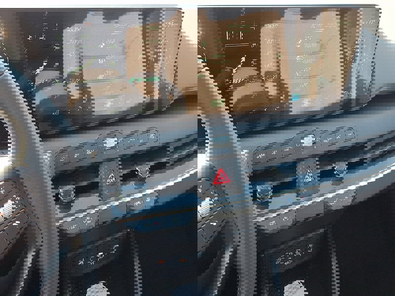 New 2025 Kia K4 EX image 13