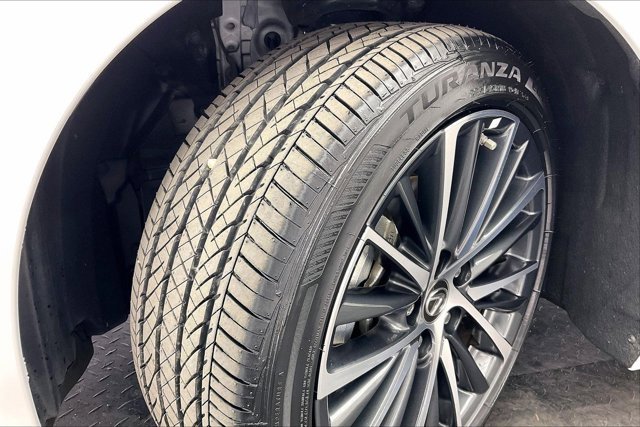 Used 2025 Lexus ES 300h w/ Premium Package image 34