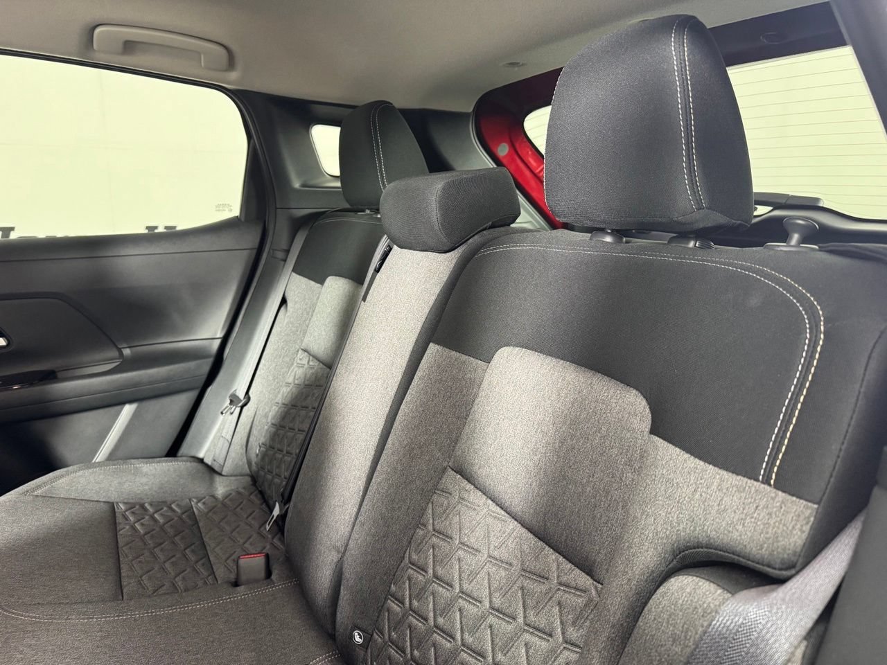 Used 2026 Nissan Kicks SV FWD image 29