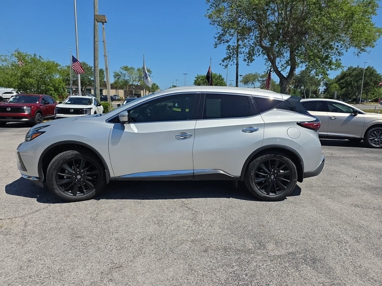 Used 2022 Nissan Murano Platinum w/ Cargo Package image 6