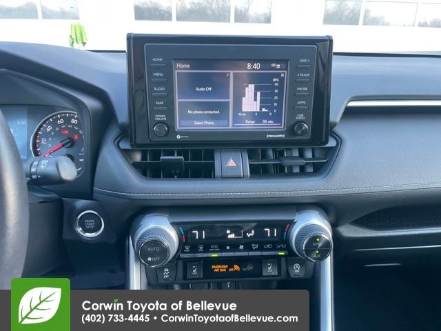 Used 2021 Toyota RAV4 XLE w/ Convenience Package image 12