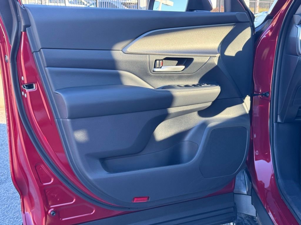 Used 2025 Toyota Grand Highlander FWD image 22