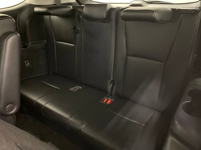 Used 2023 Toyota Highlander XLE image 30