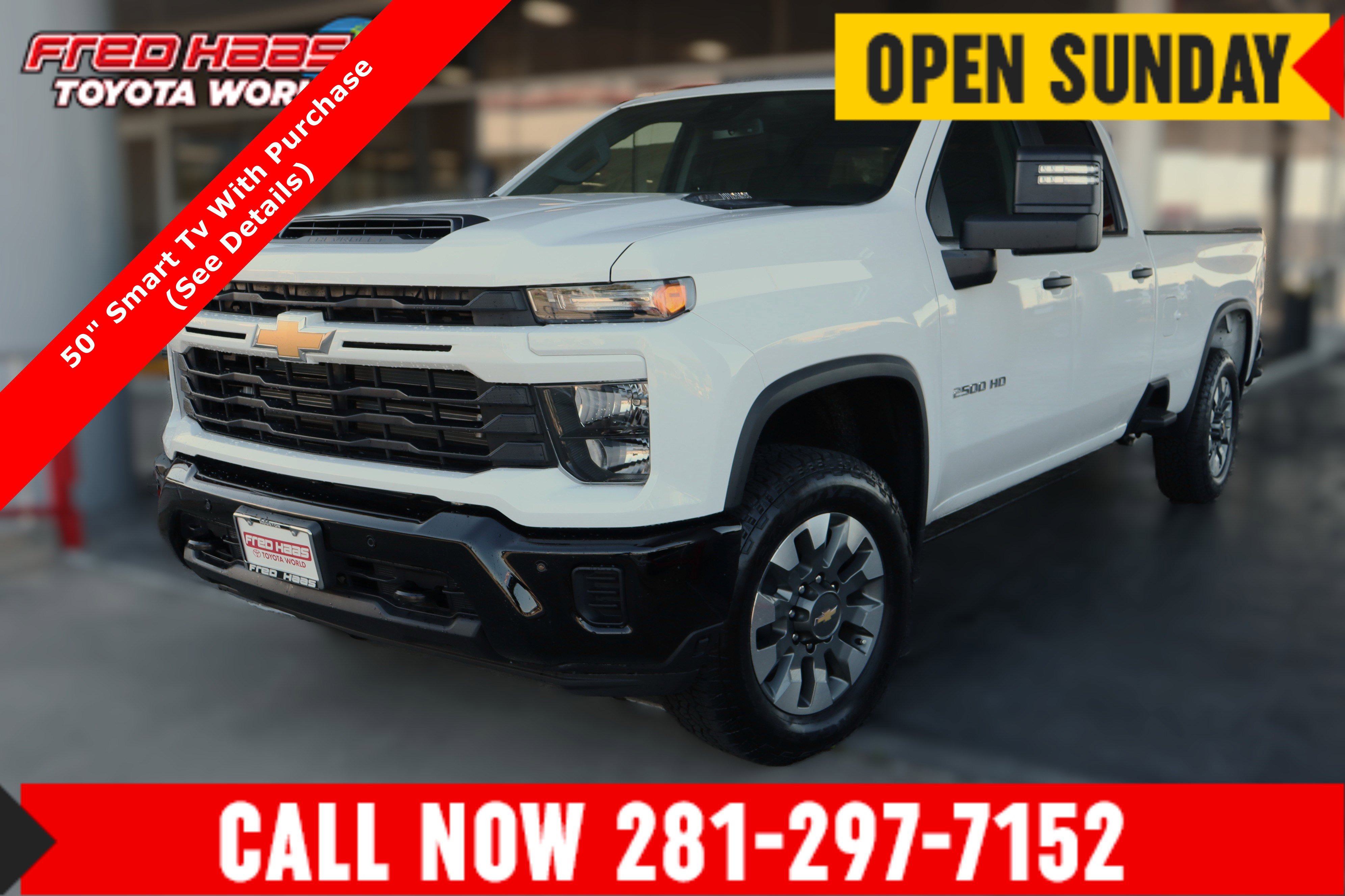 Used 2025 Chevrolet Silverado 2500 Custom w/ Custom Value Package image 1
