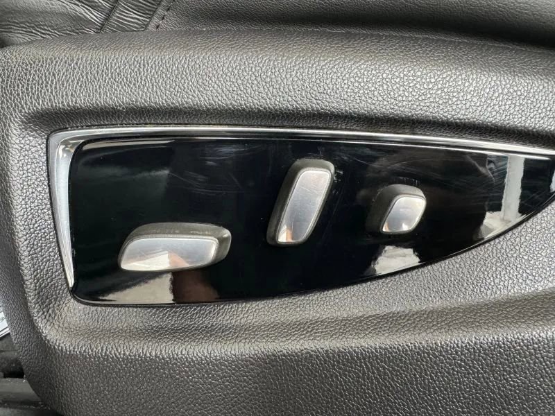 Used 2015 Cadillac Escalade Premium AWD/4WD image 47