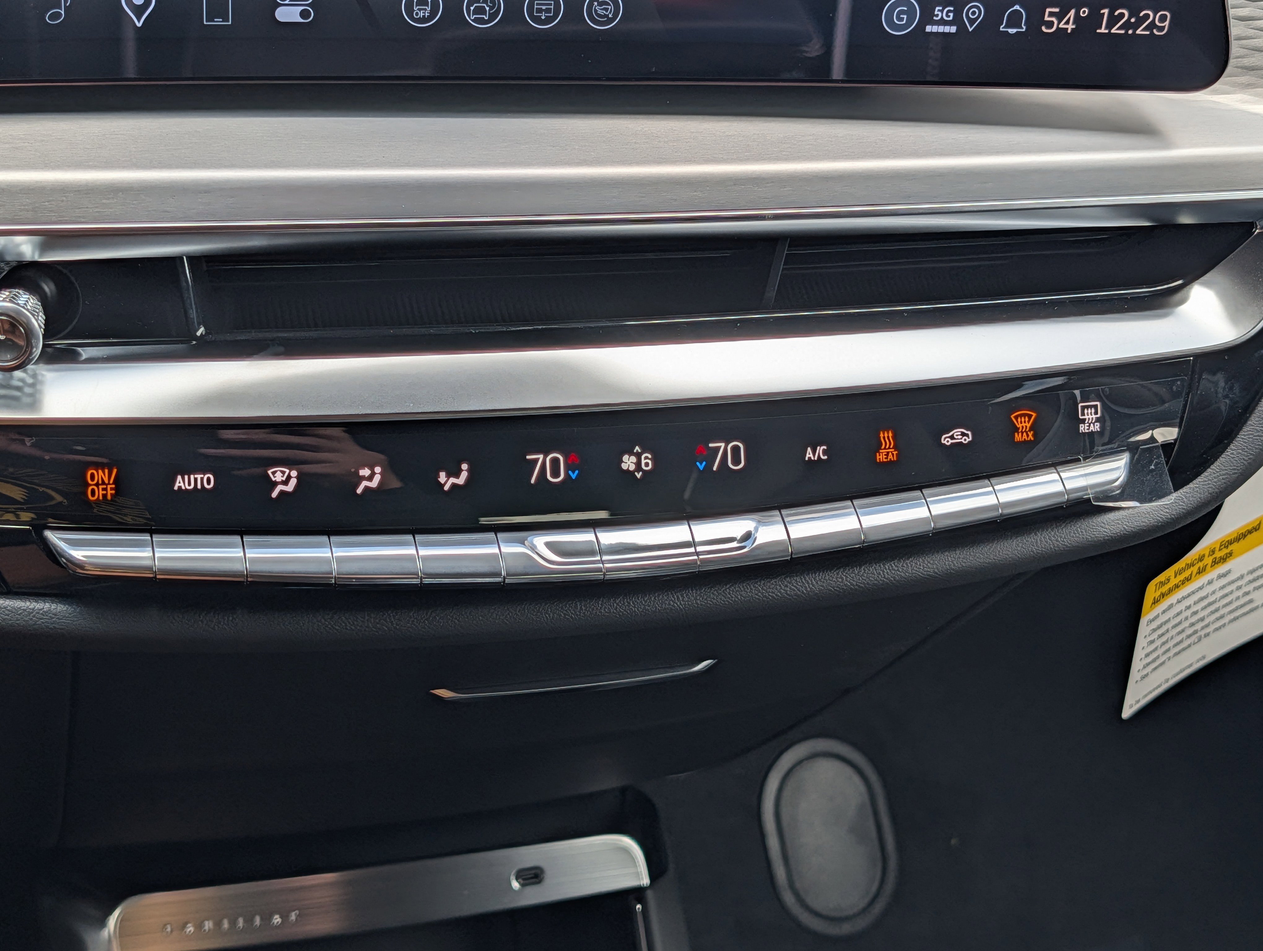 New 2026 Cadillac Optiq V AWD/4WD image 24