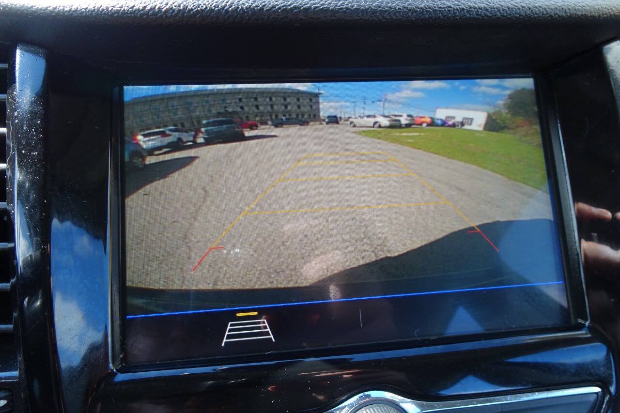 Used 2019 Chevrolet Trax LS AWD/4WD image 25