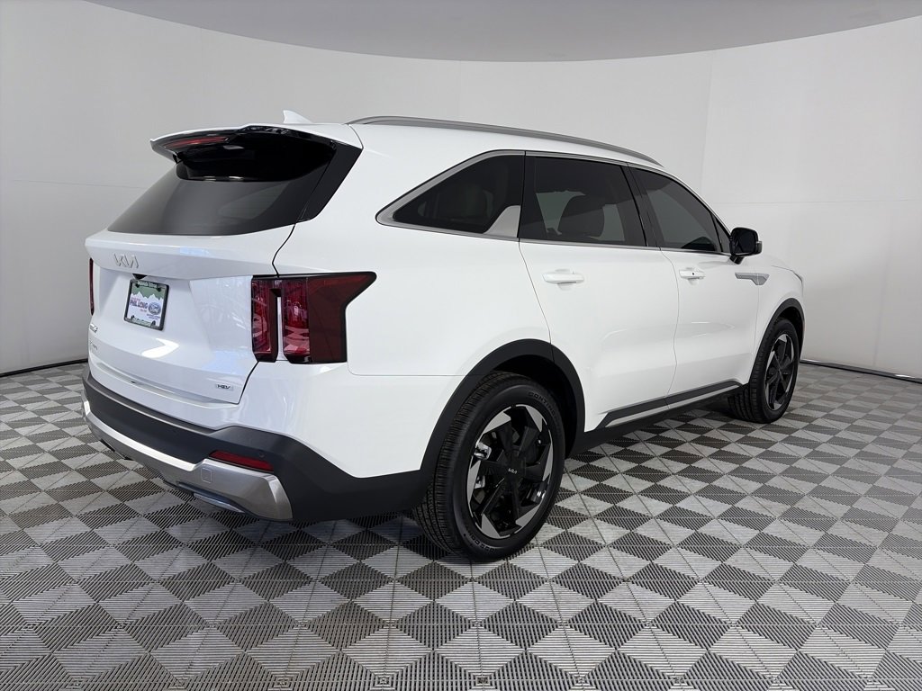 Used 2025 Kia Sorento EX image 7