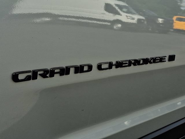 Used 2022 Jeep Grand Cherokee L Laredo AWD/4WD image 30