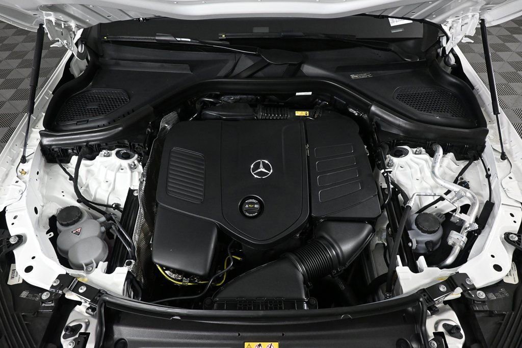 New 2025 Mercedes-Benz GLC 300 4MATIC image 28