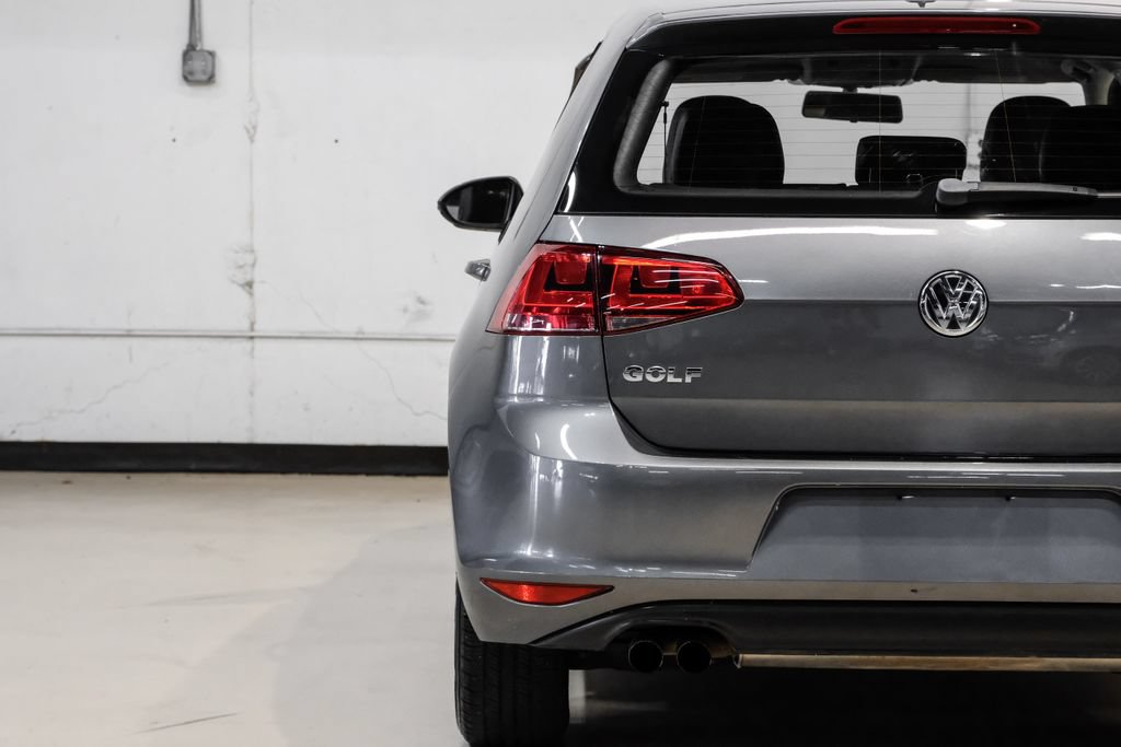 Used 2015 Volkswagen Golf S FWD image 45