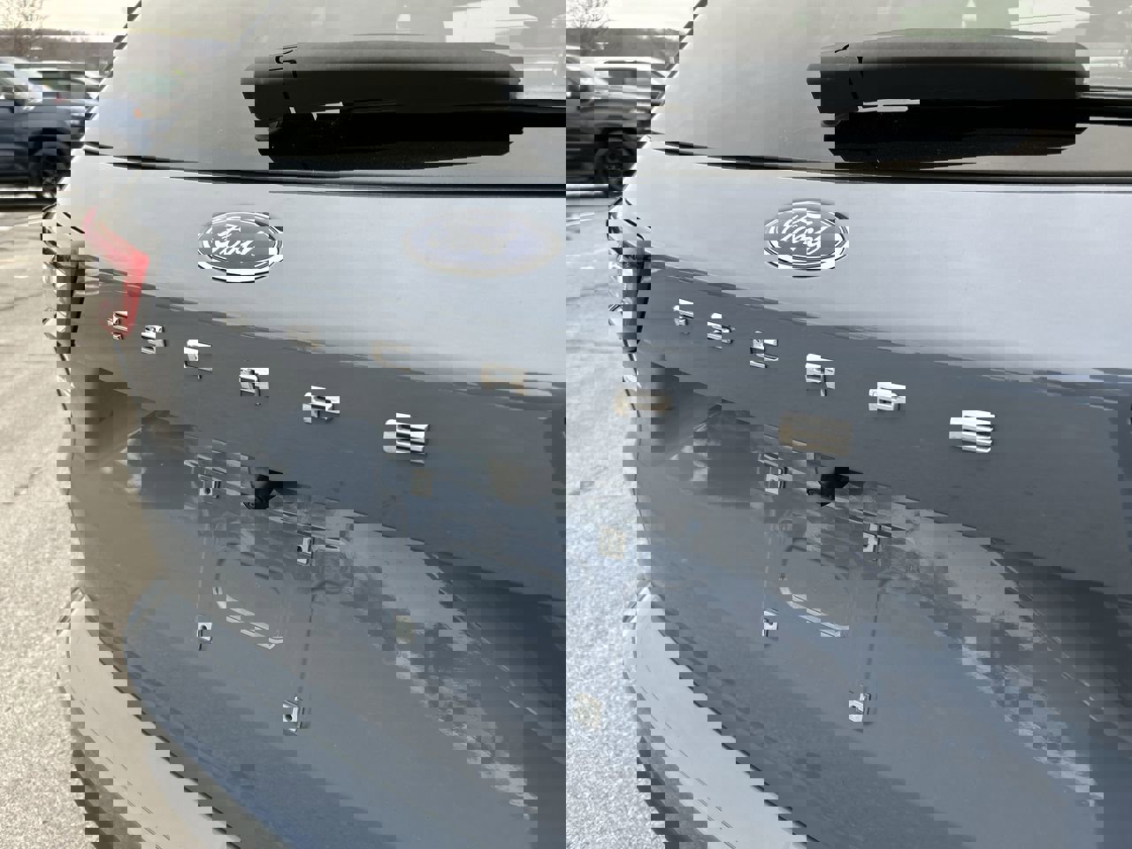 Used 2023 Ford Escape ST-Line Elite image 11