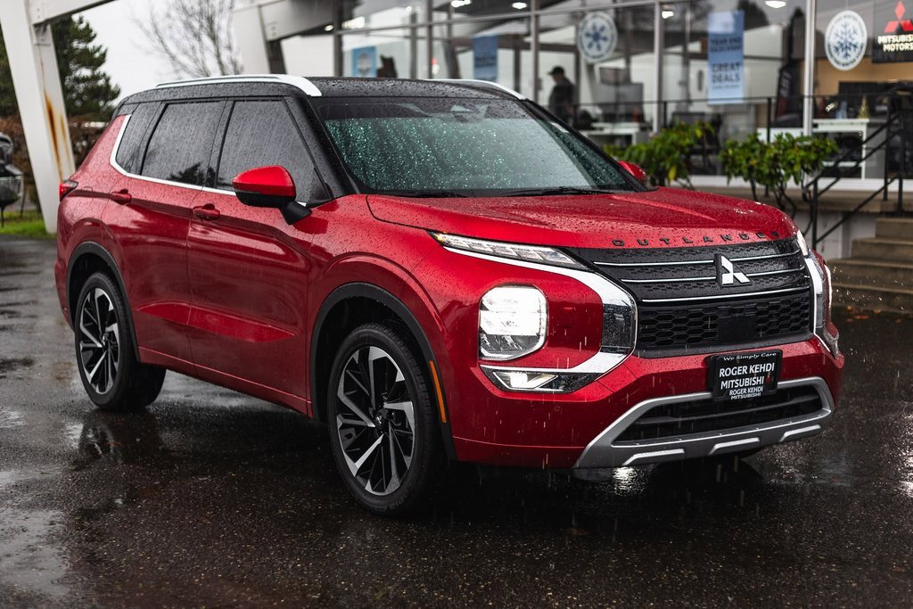 Used 2024 Mitsubishi Outlander SEL image 6