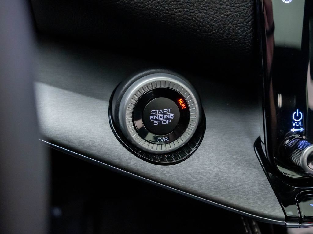 Used 2023 Jeep Wagoneer Series II image 27