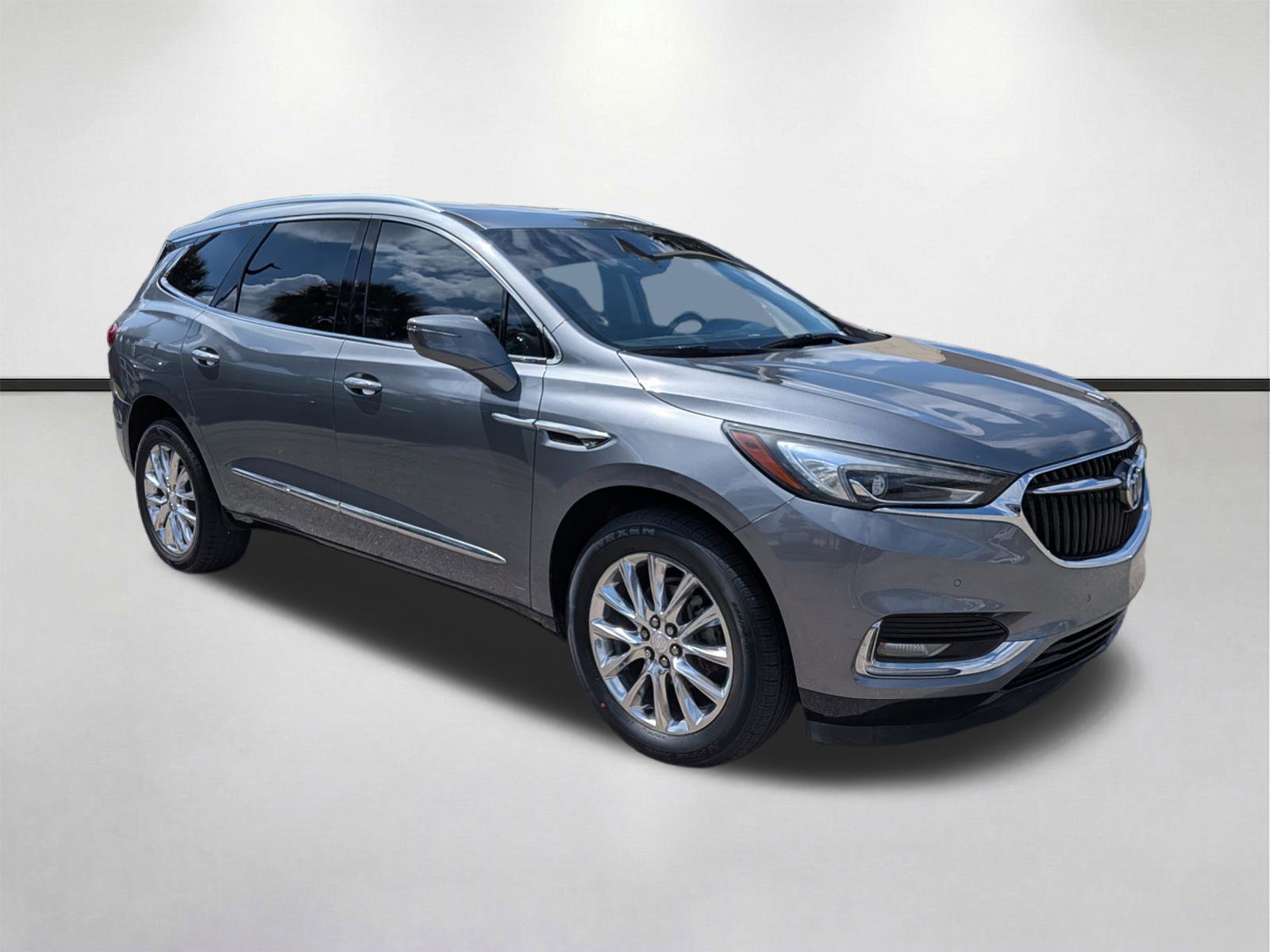 Used 2018 Buick Enclave Premium image 1