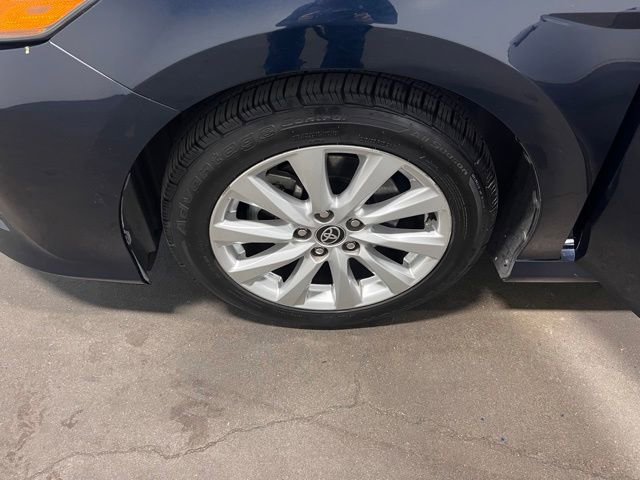 Used 2020 Toyota Camry LE FWD image 29
