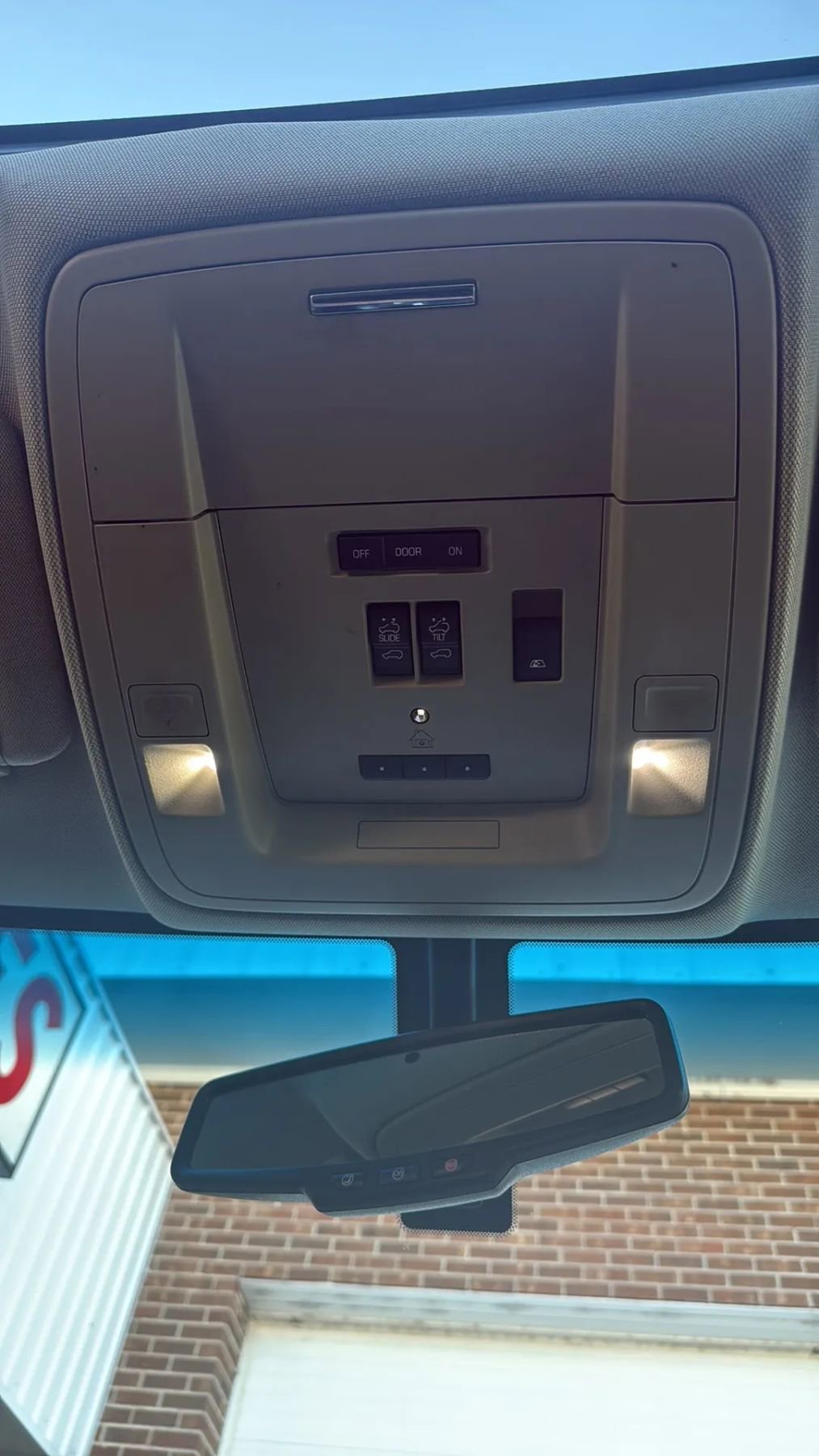 Used 2018 Chevrolet Silverado 2500 LTZ w/ Duramax Plus Package image 26