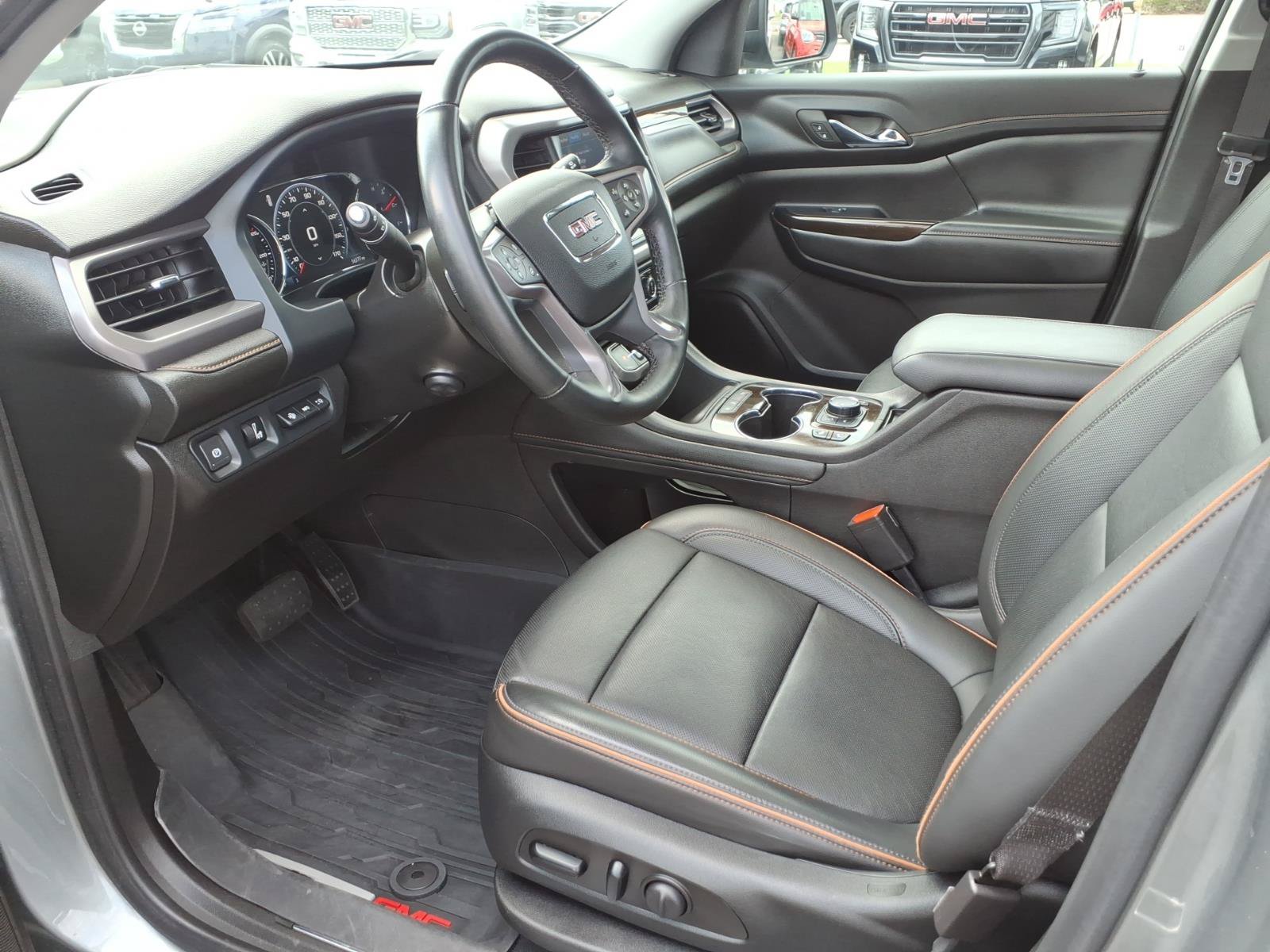 Used 2023 GMC Acadia AT4 w/ Technology Package AWD/4WD image 12