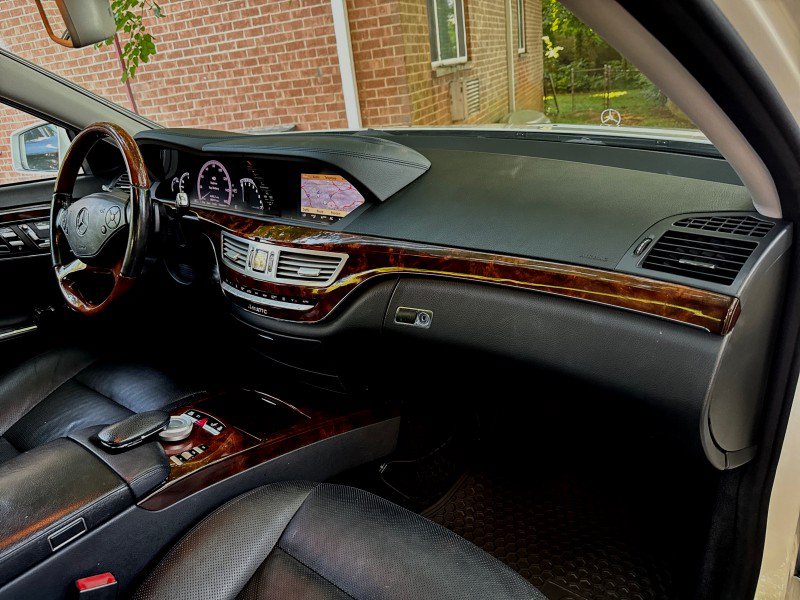 Used 2013 Mercedes-Benz S 550 4MATIC image 27