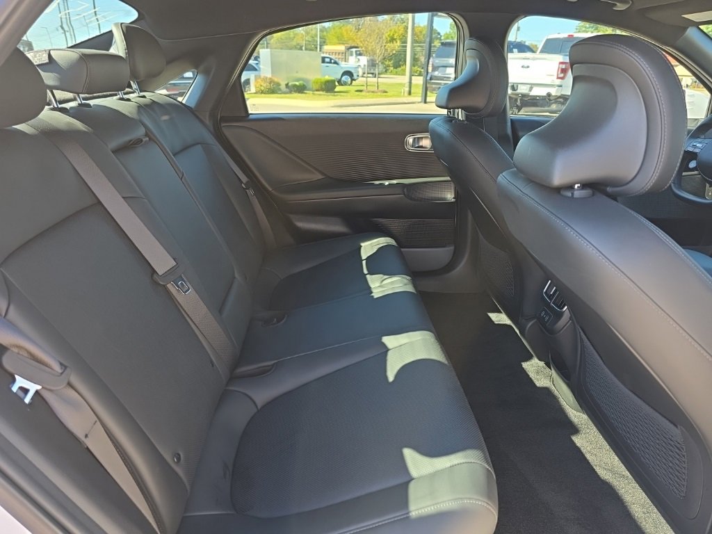 Certified 2025 Hyundai Ioniq 6 SEL image 14