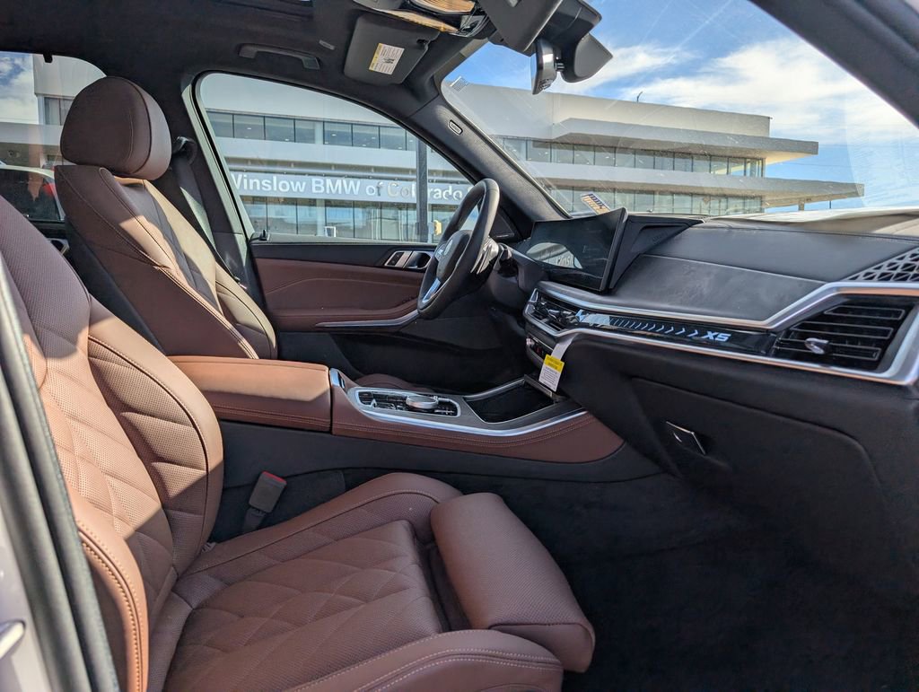 New 2026 BMW X5 xDrive50e w/ Premium Package image 21