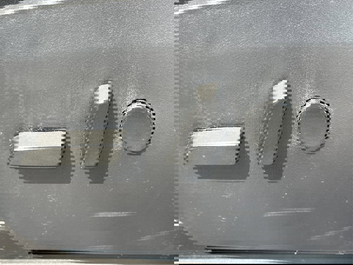 Used 2020 Tesla Model X Long Range image 36