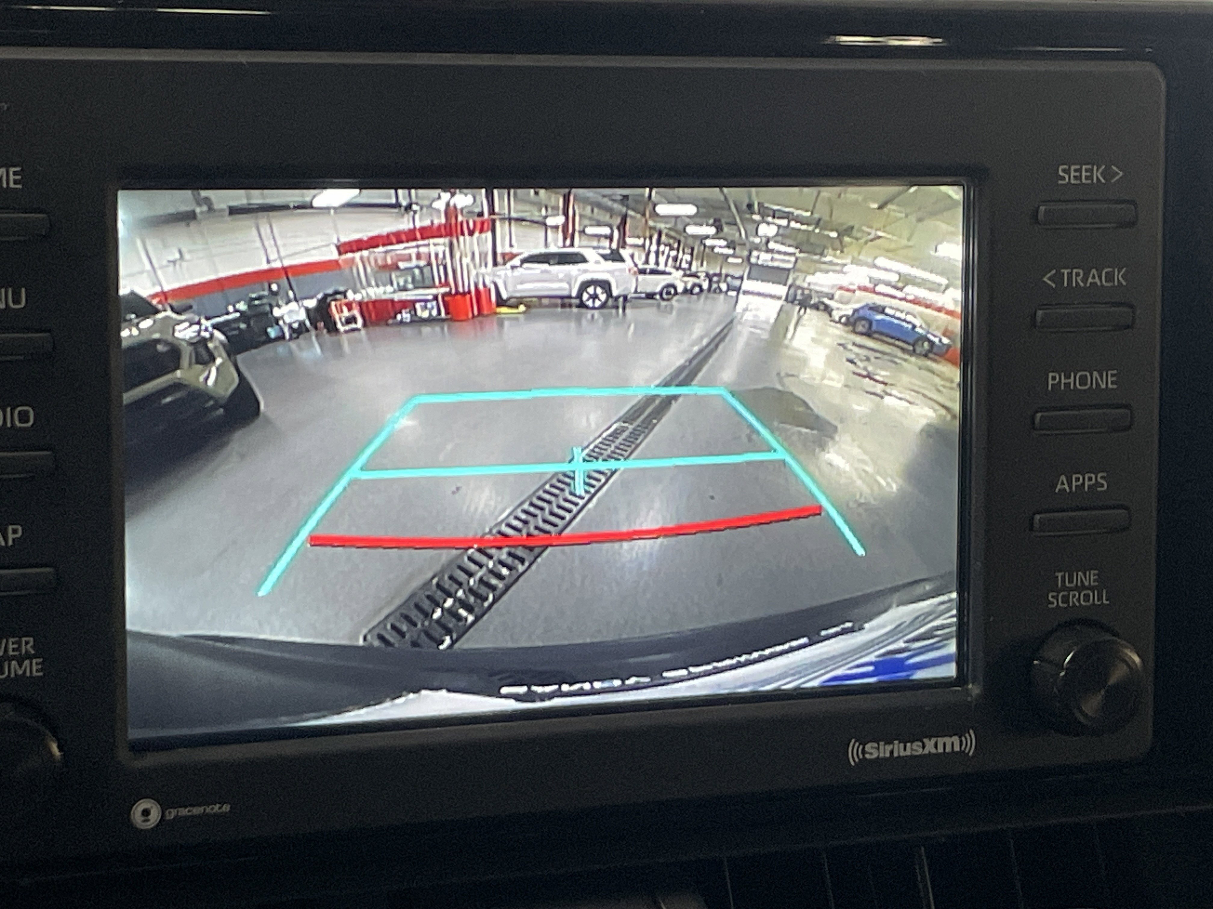 Used 2021 Toyota RAV4 XLE w/ Convenience Package FWD image 25