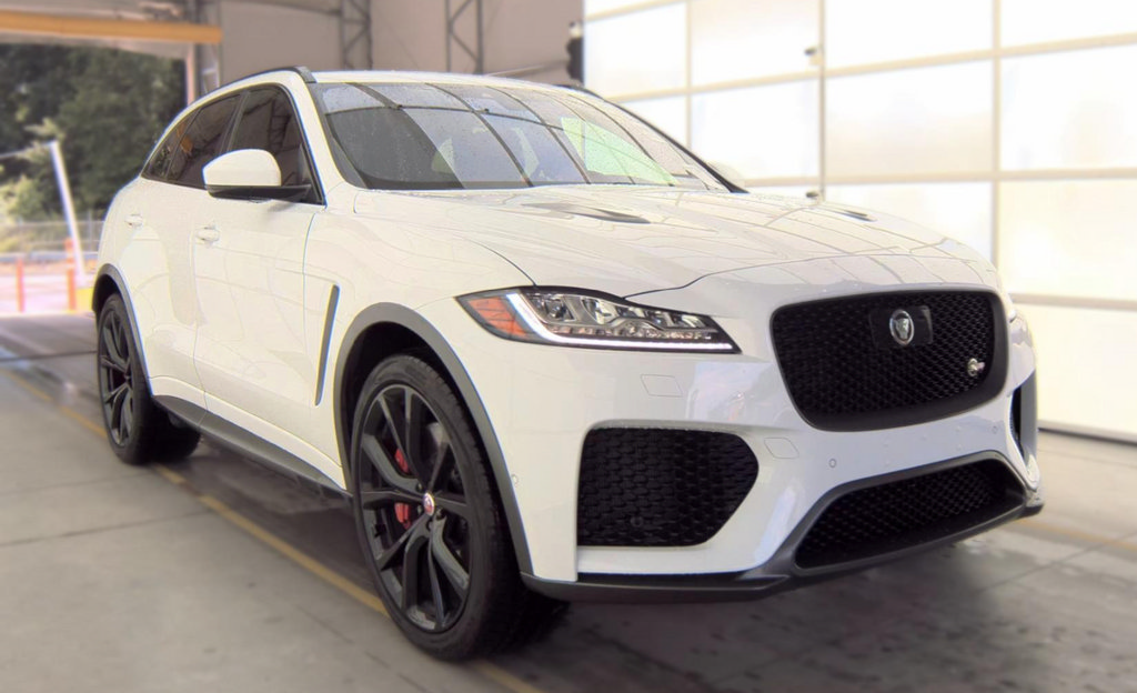 Used 2020 Jaguar F-PACE SVR AWD/4WD image 4